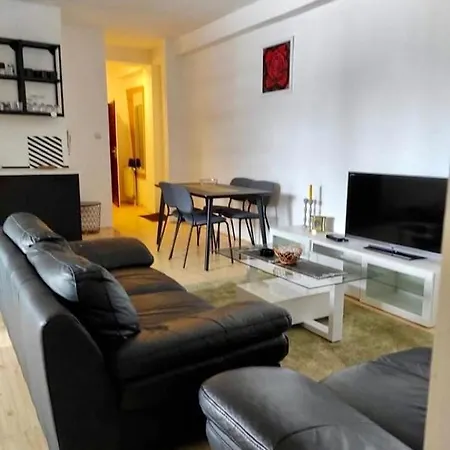 Apartamento Bellevue Na Jezeru U Samom Centru Zlatibora ,terasa Sa Pogledom *