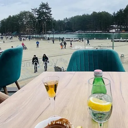 Apartamento Bellevue Na Jezeru U Samom Centru Zlatibora ,terasa Sa Pogledom